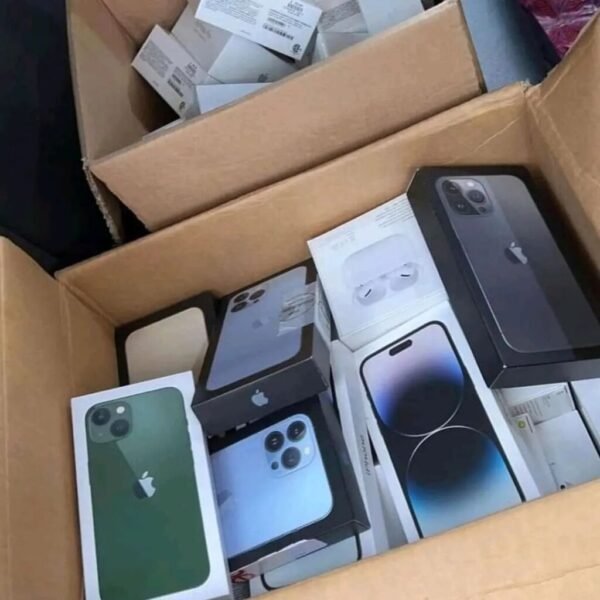 Bulk Iphone 13 Liquidation Pallets - Image 7